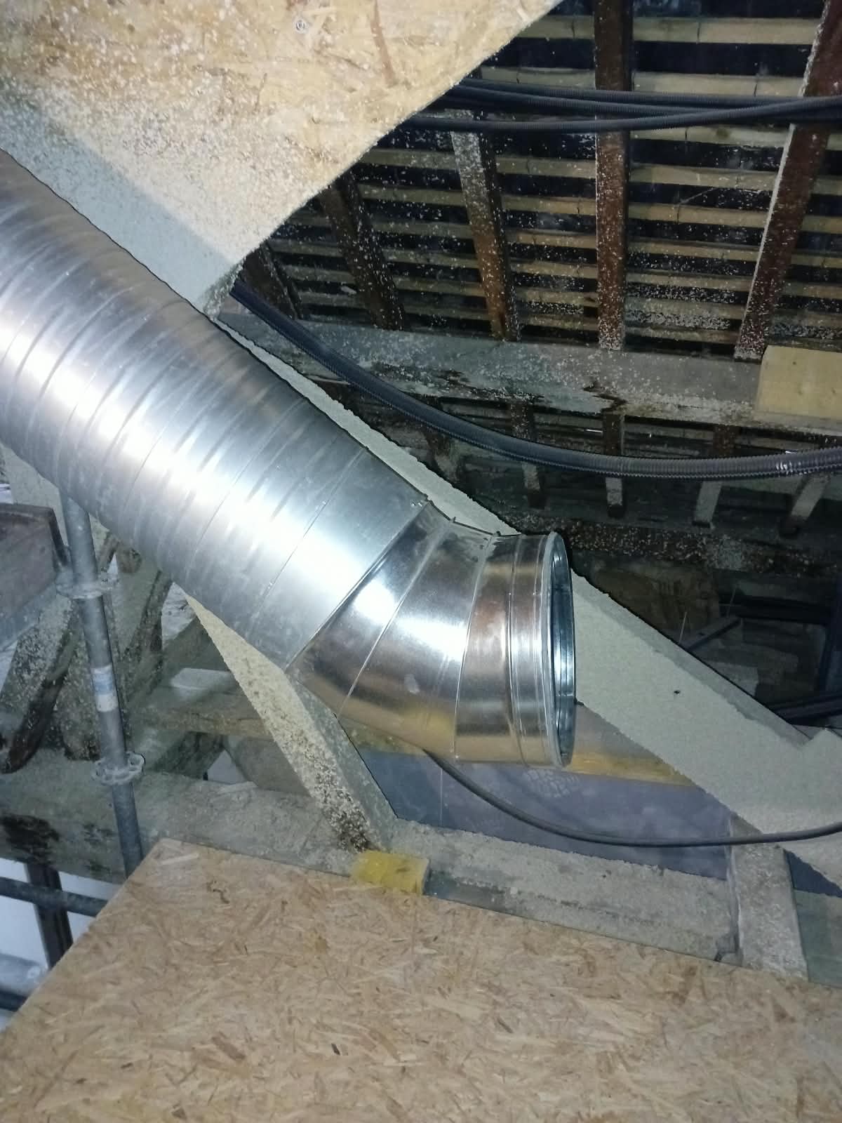 Installation d'un réseau de VMC et ventilation